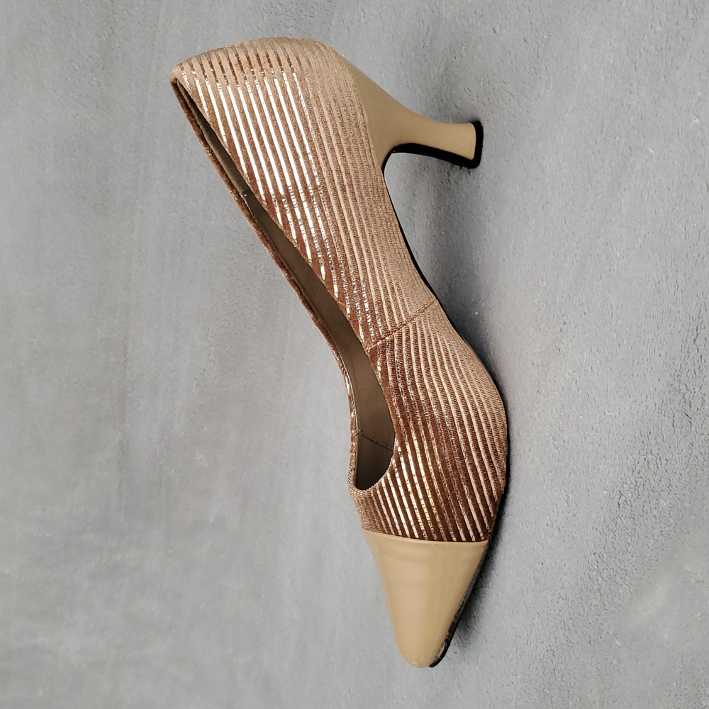 ๐๏ธ BELLINI Zesty Cord Tan Faux Leather Corduroy Gold Striped Pumps SIZE: 10W - Picture 2 of 14